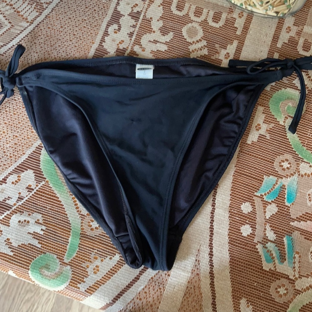 Black, String bikini bottom